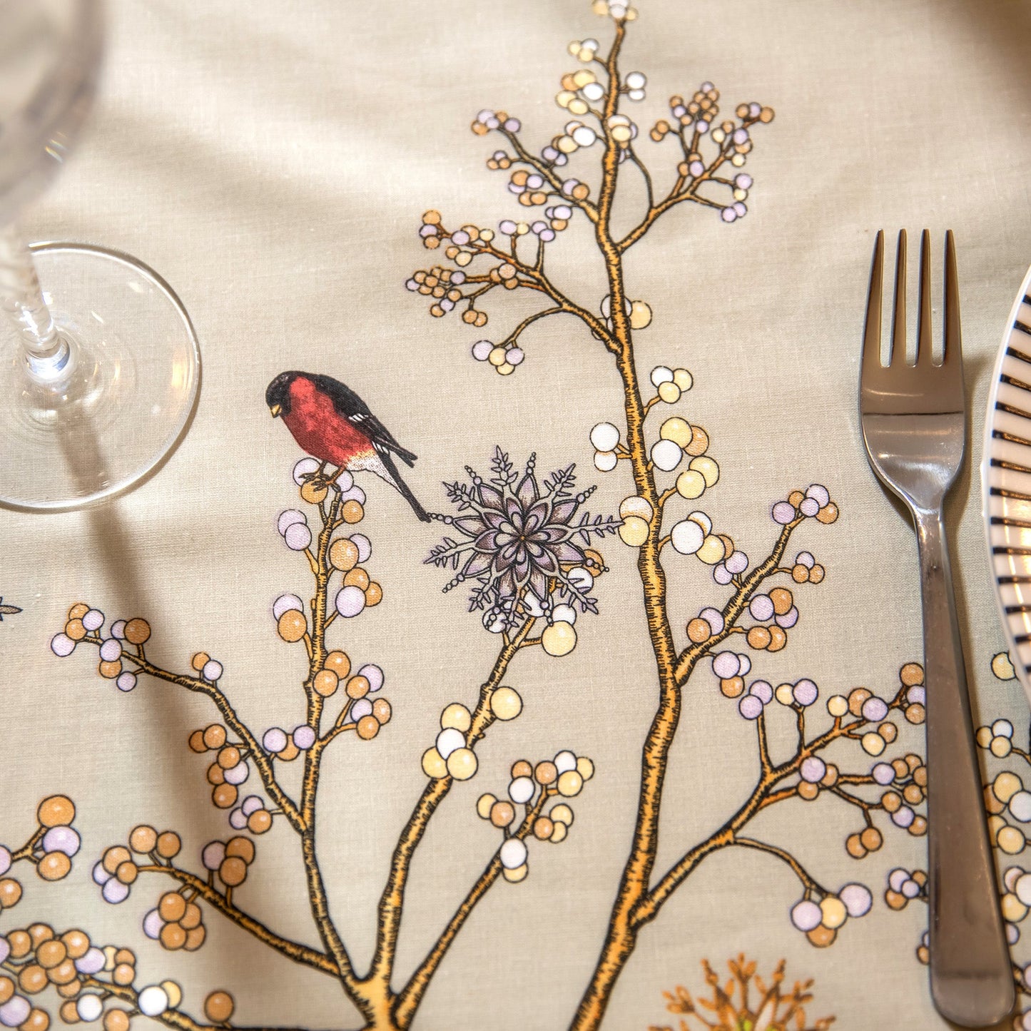 Tablecloth Snowberries